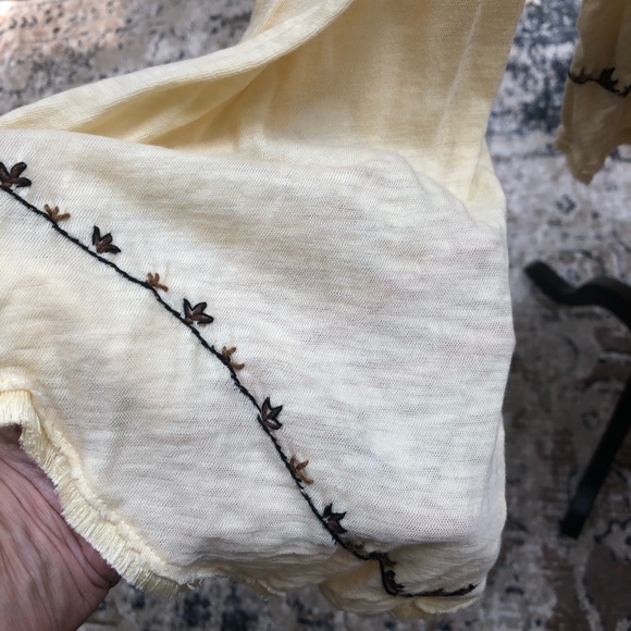 Free people embroidered flutter sleeve shirt - Picture 5 of 7